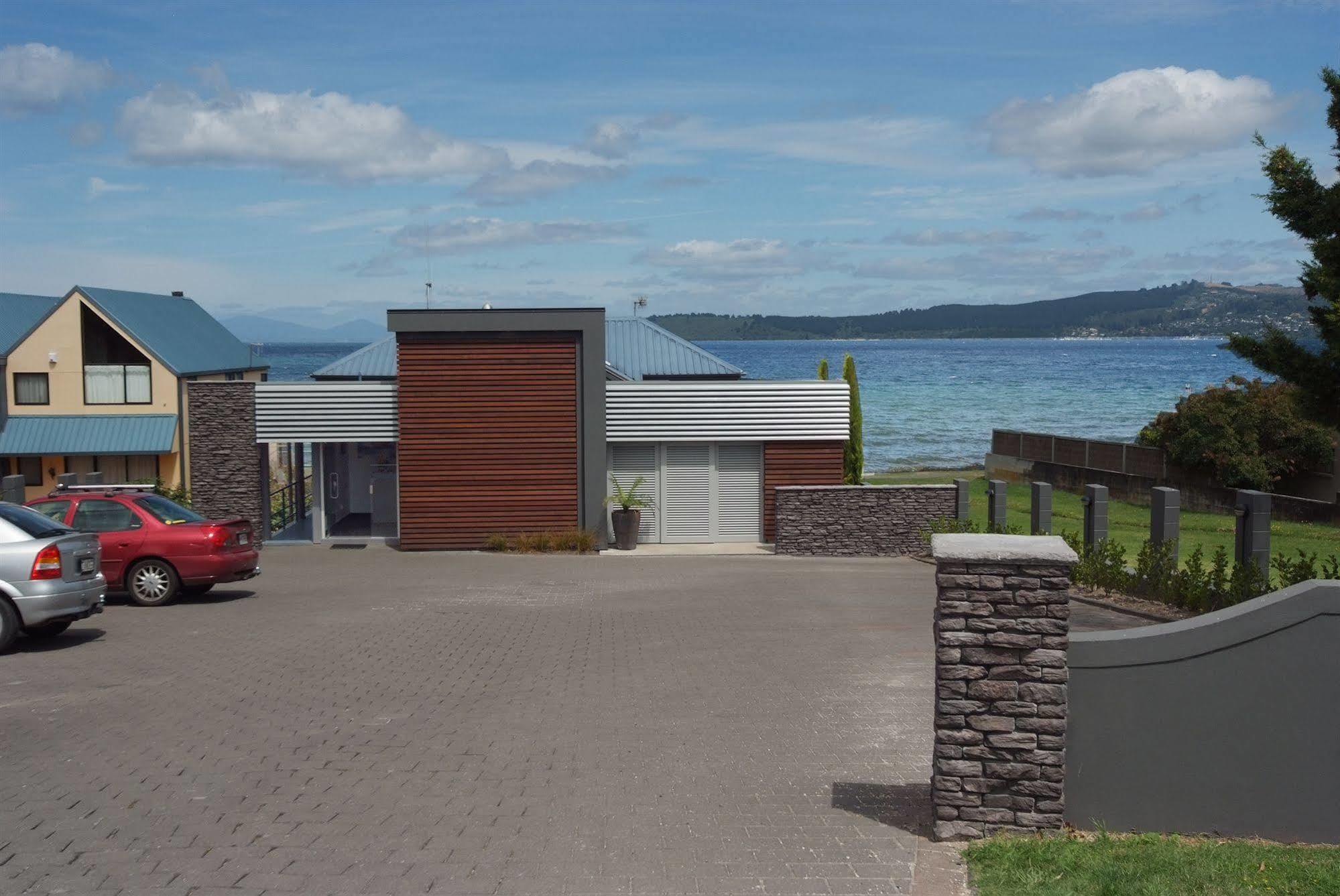 Clearwater Motor Lodge Taupo Exterior photo